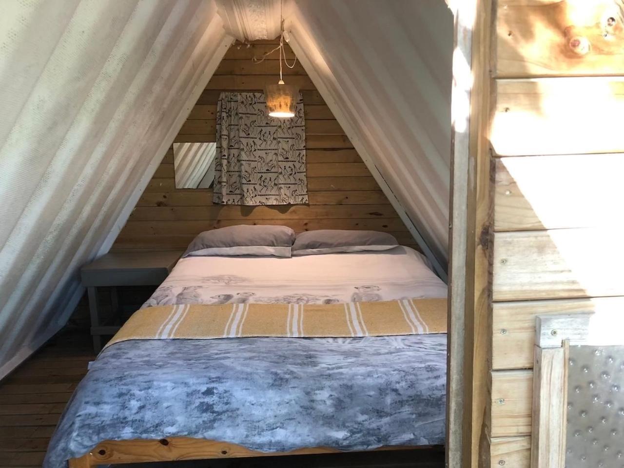 The Riverdeck Accommodation And Backpackers Книсна Екстериор снимка