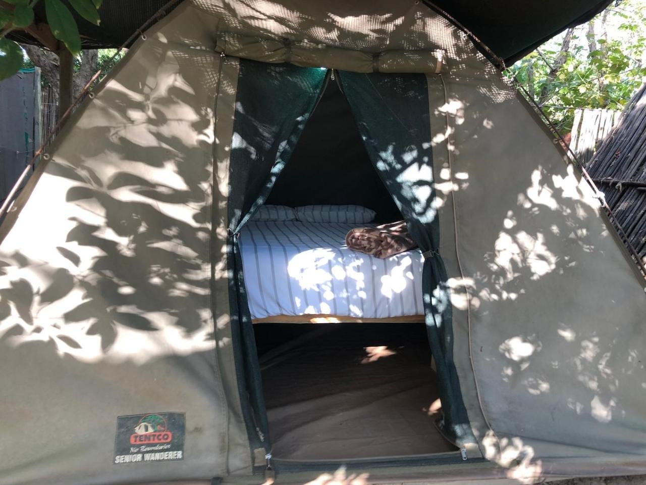 The Riverdeck Accommodation And Backpackers Книсна Екстериор снимка