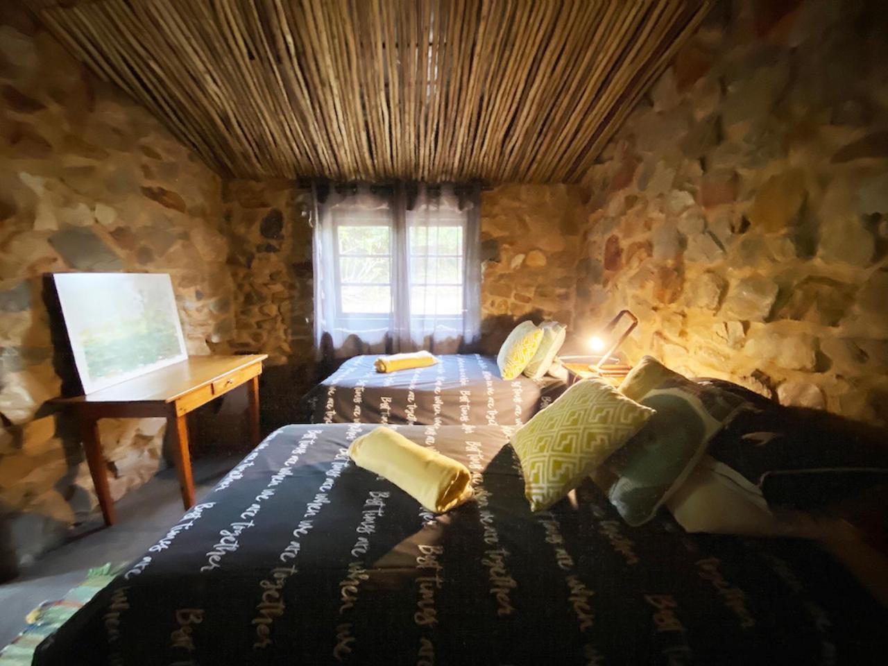 The Riverdeck Accommodation And Backpackers Книсна Екстериор снимка