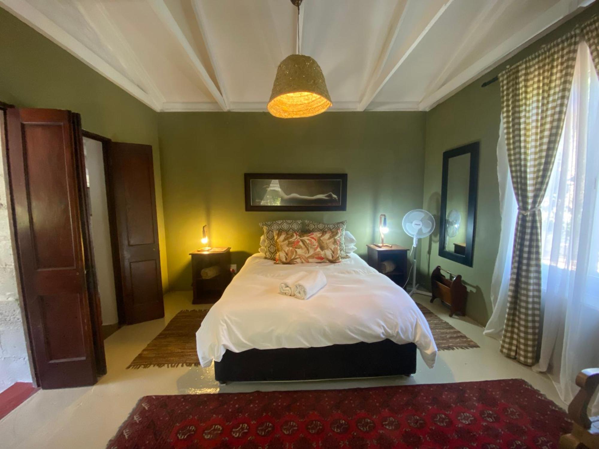 The Riverdeck Accommodation And Backpackers Книсна Екстериор снимка