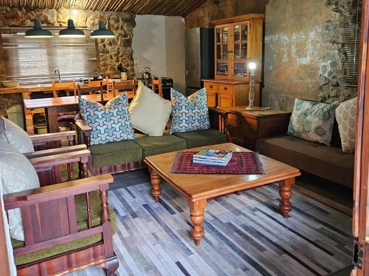 The Riverdeck Accommodation And Backpackers Книсна Екстериор снимка