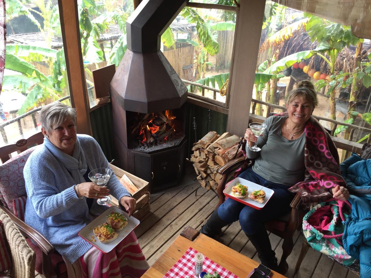 The Riverdeck Accommodation And Backpackers Книсна Екстериор снимка